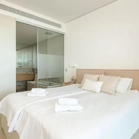 Med Two Luxury With Sea View