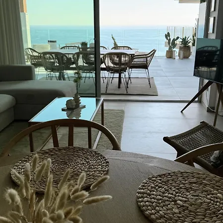Med Two Luxury With Sea View フエンヒロラ