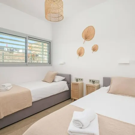 Med Two Luxury With Sea View Διαμέρισμα